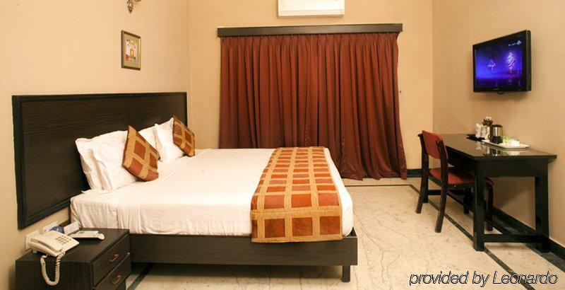 Genx Banjara Hill 1589 Hotel Hyderabad Exterior photo