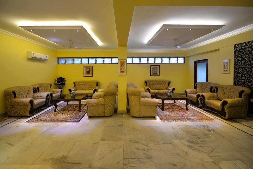 Genx Banjara Hill 1589 Hotel Hyderabad Exterior photo