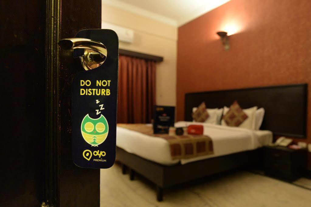 Genx Banjara Hill 1589 Hotel Hyderabad Exterior photo